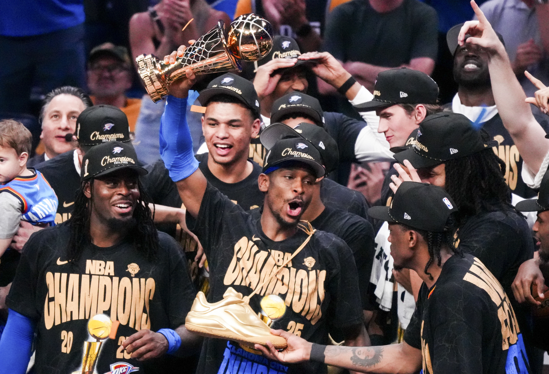 NBA总决赛整体竞争激烈,稳扎稳打才能获胜 NBA总决赛整体竞争激烈,稳扎稳打才能获胜
